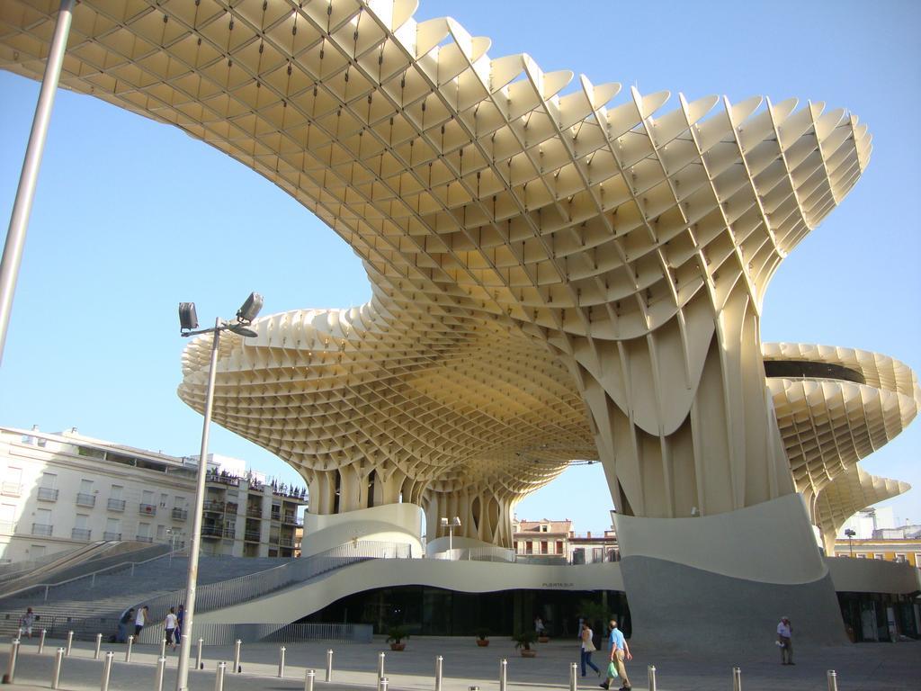 Hostly Acetres 2A-Penthouse In City Center-Fibre-Parking Opt Seville Exterior photo
